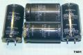 {7401} Elektrolytický kondenzátor 820uF 200V 